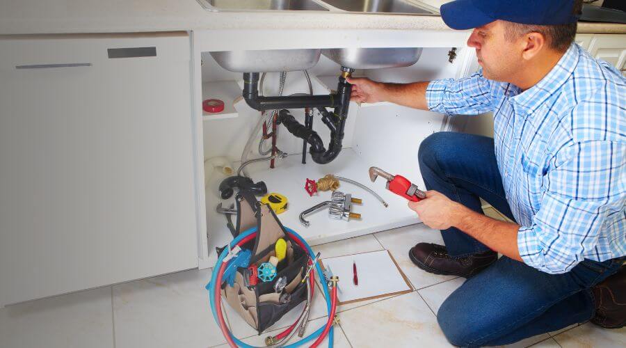 Expert burst pipe repair services in Mcloud, OK